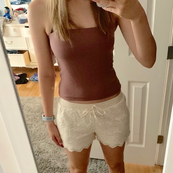 White lace shorts - Picture 6 of 7